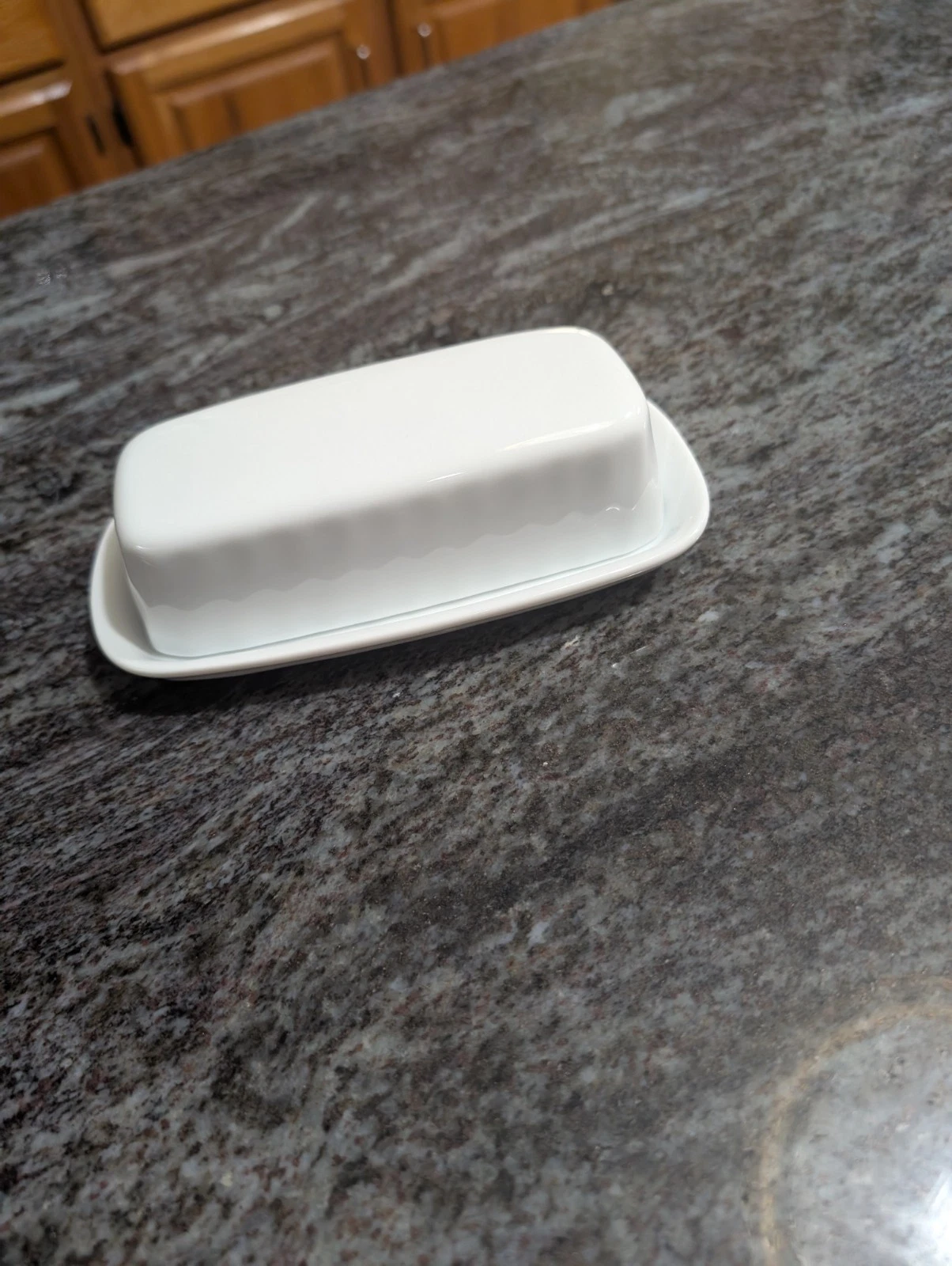 Corning Butter Dish "Enhancement" 81-TY D4 (USA) 7" X 2" White Swirl