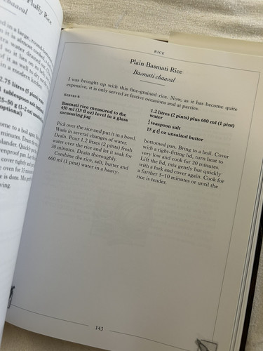 Madhur Jaffrey's Indian Cooking / 1995 W4 - Picture 11 of 17