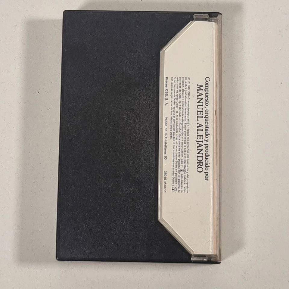 Julio Iglesias, Un Hombre Solo classical Cassette Tape album (CBS, 1987) - Image 3 of 4