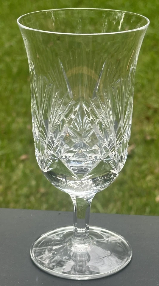 Vasos de agua/té helado de tallo corto Gorham Crystal Cherrywood 6 7/8" 10 oz. 1 de 13 Foto 3 de 4