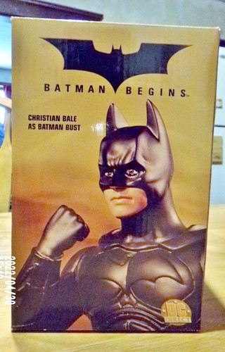 Batman Begins Christian Bale As Batman 6 1/4" Bust DC Direct - Picture 6 of 6