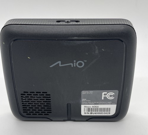 Genuine Mio N254 Moov M300 Portable GPS 3.5" LCD Screen Untested - Picture 2 of 3