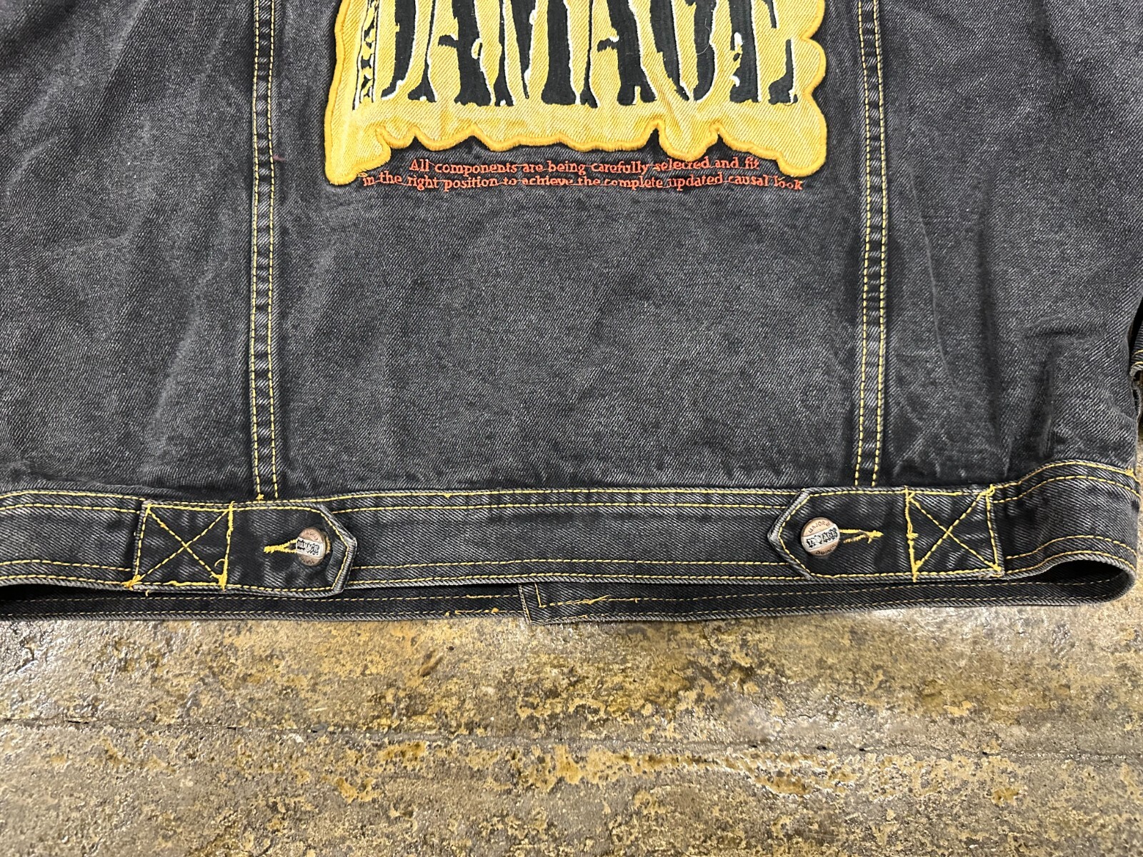 Rare Vintage Damage Trucker Jacket Mens Sz M Black Denim Button Up Pockets image 10