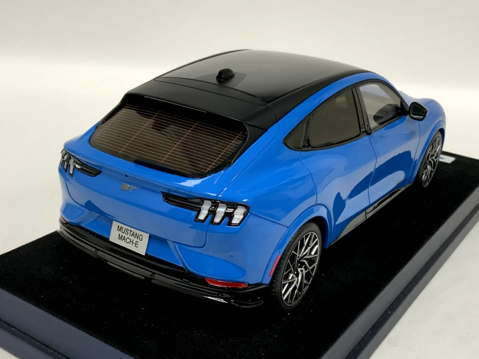 1/18 GT Spirit Otto Mobile Ford Mustang Mach-E GT Performance azul OT414. AB097 Foto 4 de 4