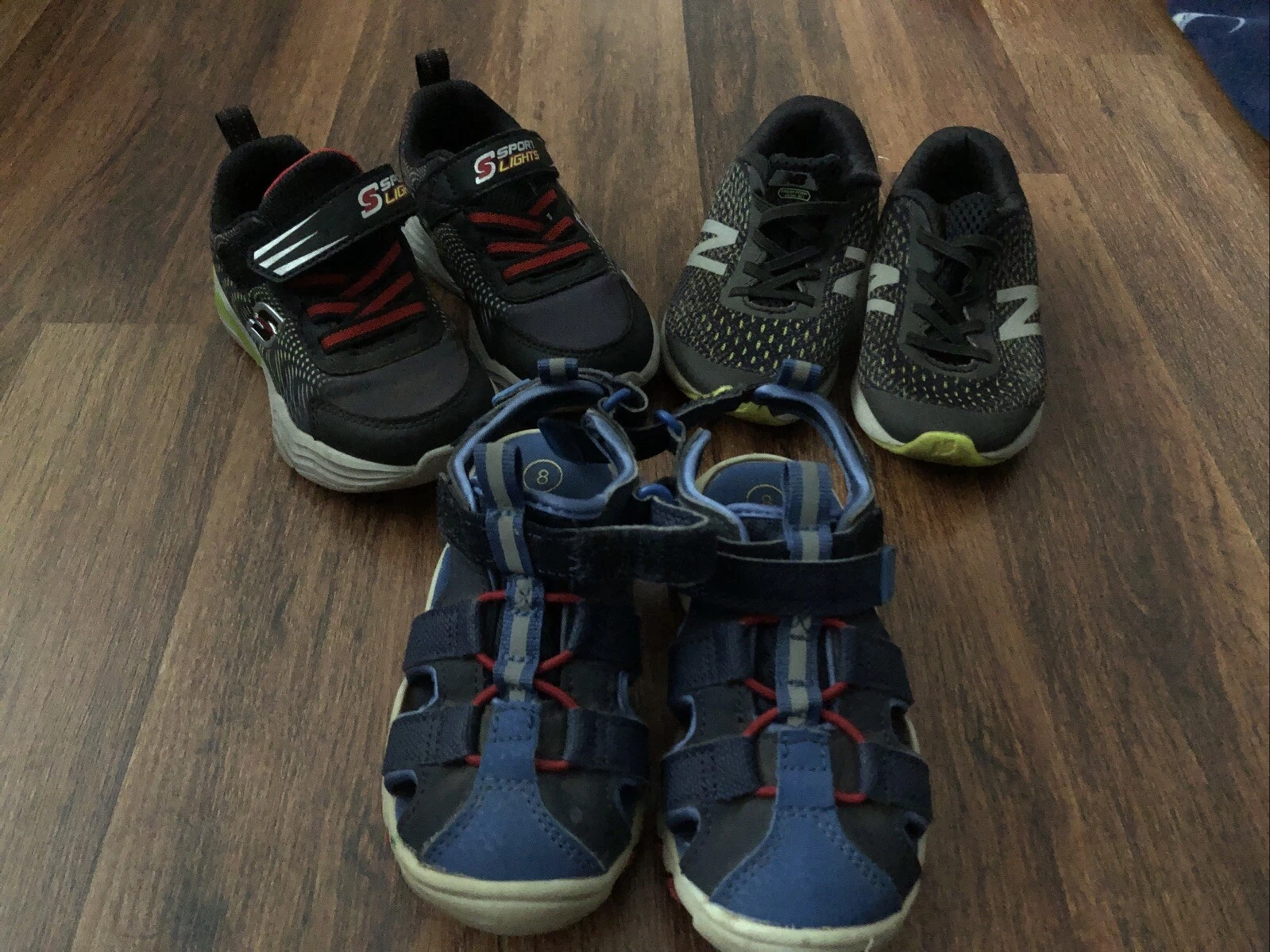 Scarpe taglia 8 3 paia New Balance Sketchers sneakers sandali gatto e jack