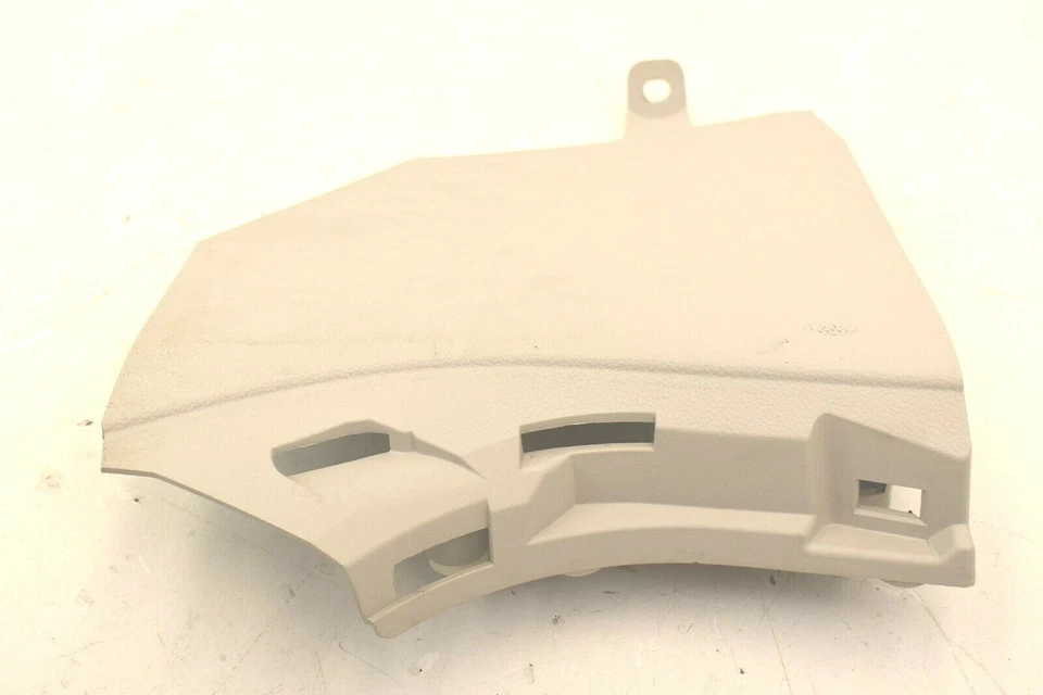 Infiniti G37x G25 Q40 2010-2015 OEM lado derecho parte delantera inferior cubierta embellecedor Foto 3 de 4