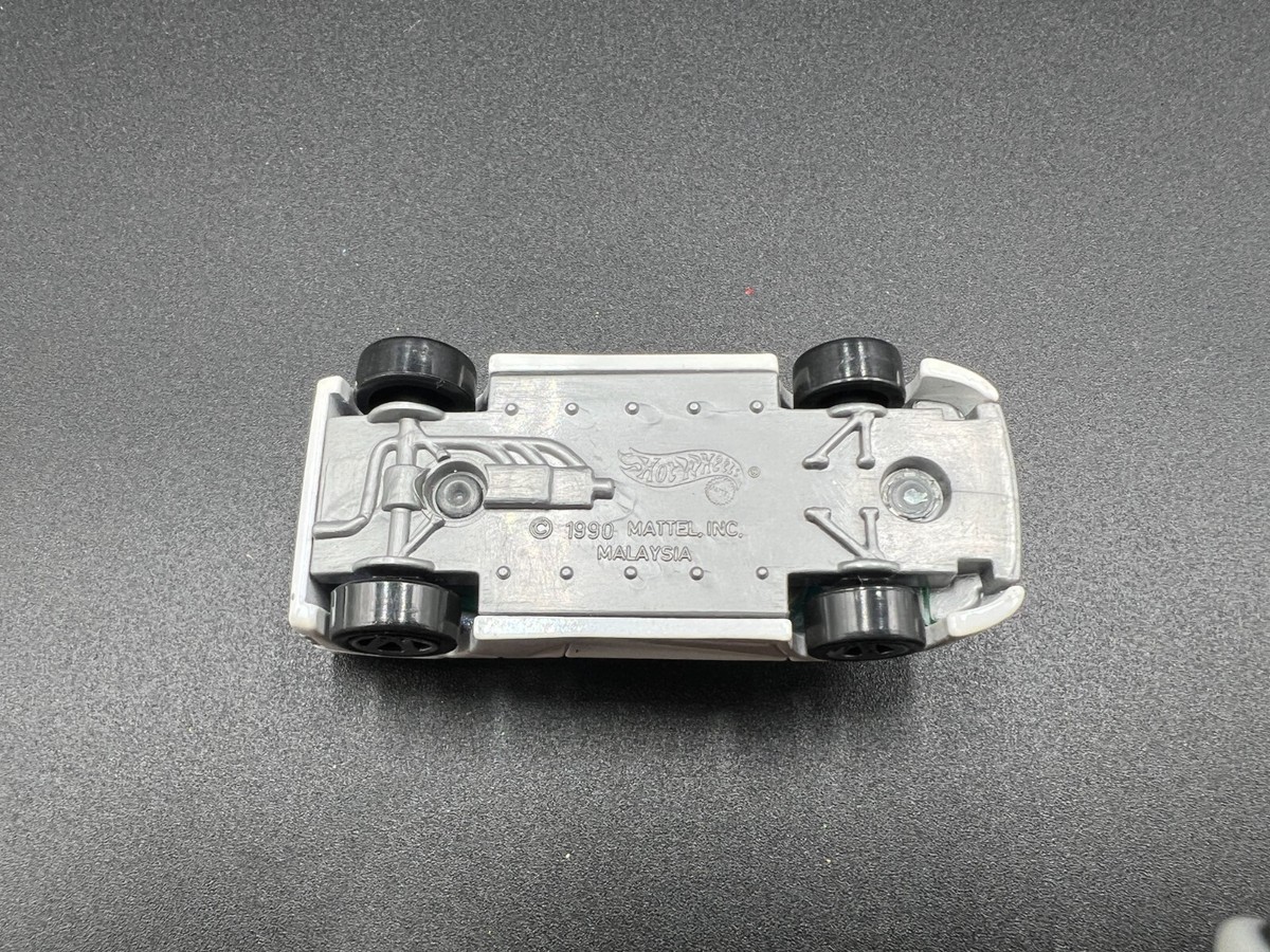 Hot Wheels Zender Fact 4 White 5Sp Wheels 1996 Mainline #454 Nice