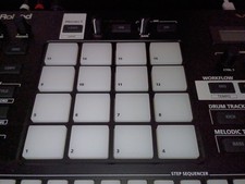 Roland MV1 Verselab Workstation/Sampler/Sequencer Mint Condition w/power supply