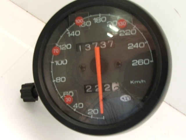 DUCATI ST2 OEM SPEEDOMETER SPEEDO 13 KM KMH EURO ST2 ST3