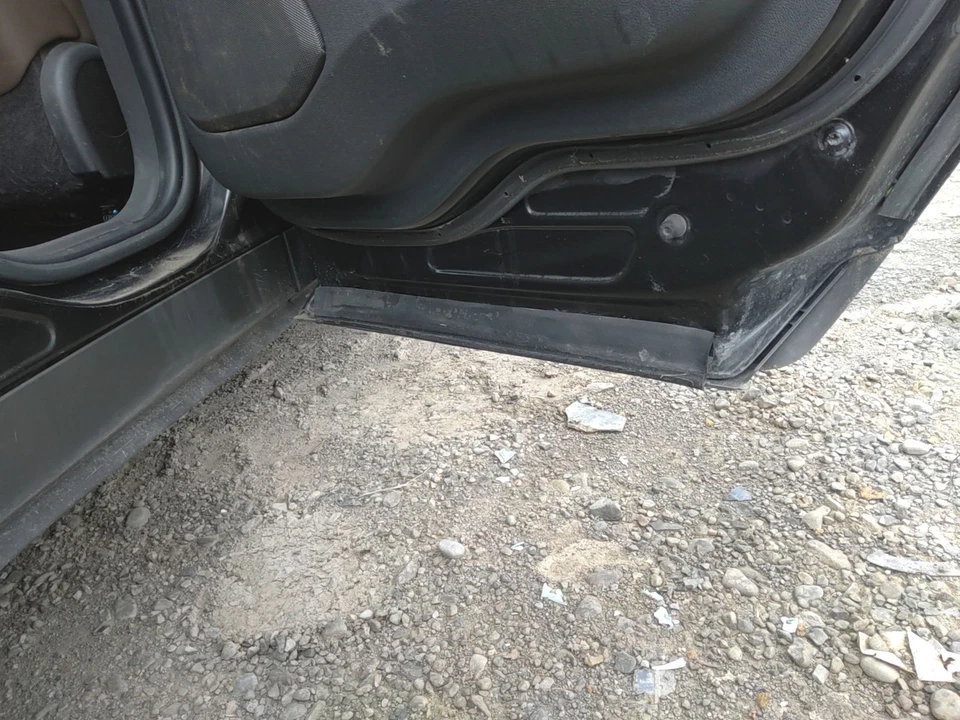 14 LINCOLN MKS Rear Door Passenger Side - Image 3 of 3