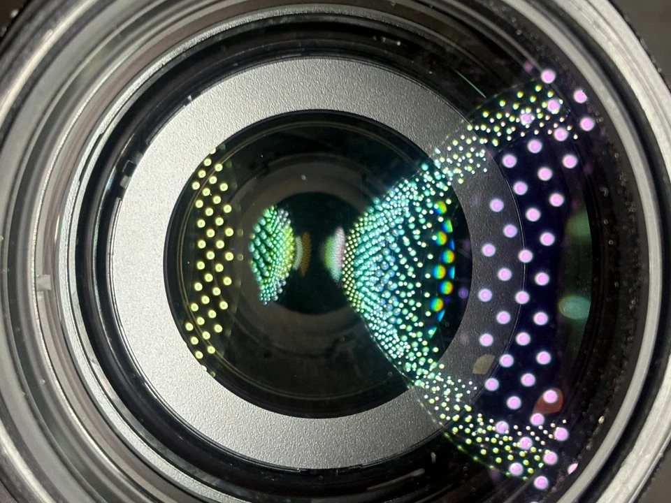 Sony FE 70-200mm f/2.8 GM OSS Zoom Lens FOR PARTS / REPAIR - Image 2 of 4