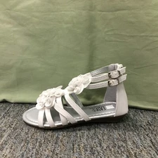 New Girls Easy USA G905Y-A White Zippered Strappy Sandals With Flowers Size 1
