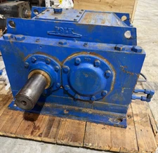 USED FALK ENCLOSED GEAR DRIVE SPEED REDUCER 1.818 RATIO 385A1-AS