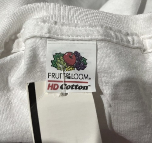 Graphic White T-Shirt Spell Out Kindness Juice Casual Juice box Size Large - Picture 5 of 9