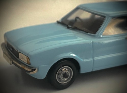 Lansdowne LDM 56 - 1979 Ford Cortina MKIV 1.6L, 4-Door Saloon (Bermuda Blue) - Picture 14 of 17