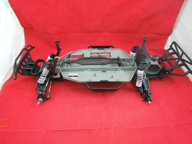 traxxas slash 2wd roller chassis