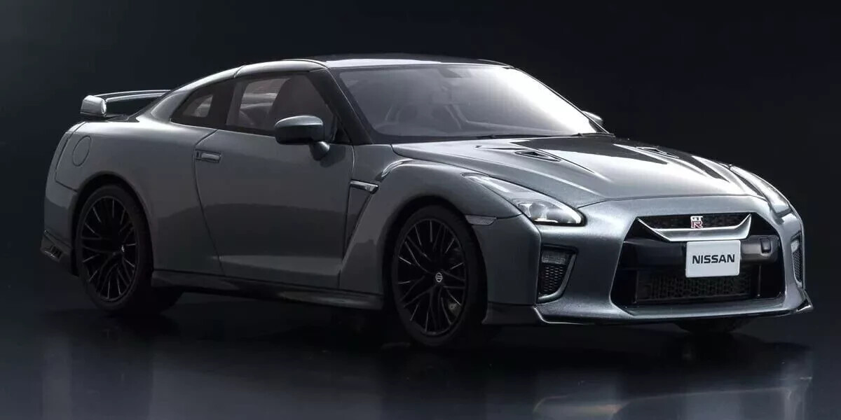 1/18 Nissan GT-R (R35) 2020 Samurai EDT (Gray) Resin Model 1/18 Nissan GT-R (R35) 2020 Samurai EDT (Gray) Resin Model