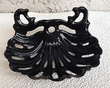 Ancien porte-savon mural en fonte