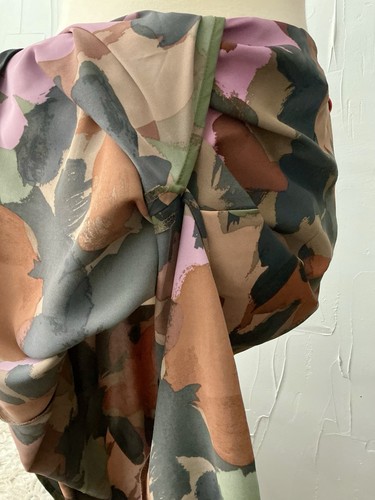 Time & Tru A-line Skirt Silky Satin Earthy Colors Pull-up MIDI Size L (12-14)  - Picture 5 of 19