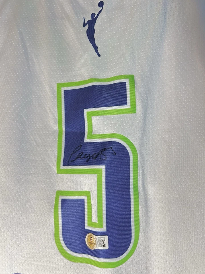 Paige Bueckers Signed Dallas Wings White Jersey Autograph UConn Beckett BAS COA - Image 2 of 4