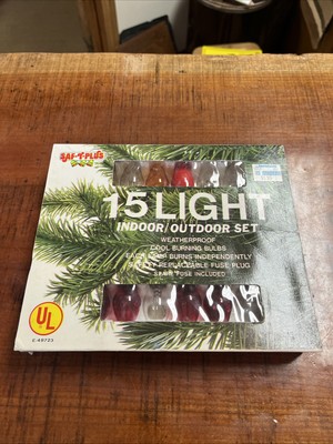 Vintage Saf-T-Plus Indoor/Outdoor 15 Light Christmas C-7 1/2 Bulbs Set In Box