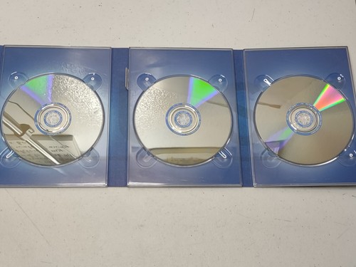 Disks Excellent! House MD: Television Series Seasons 1 & 2 - Picture 3 of 6