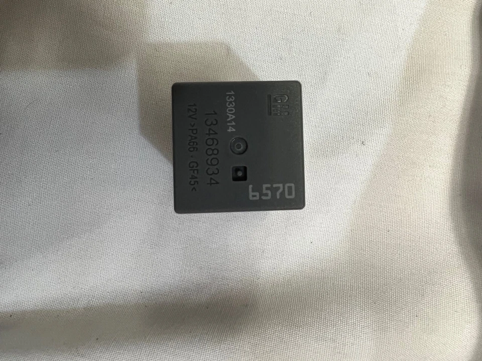 Lote de 400 - 2014-2022 relé multiuso GM 13468934 - Imagem 2 de 3