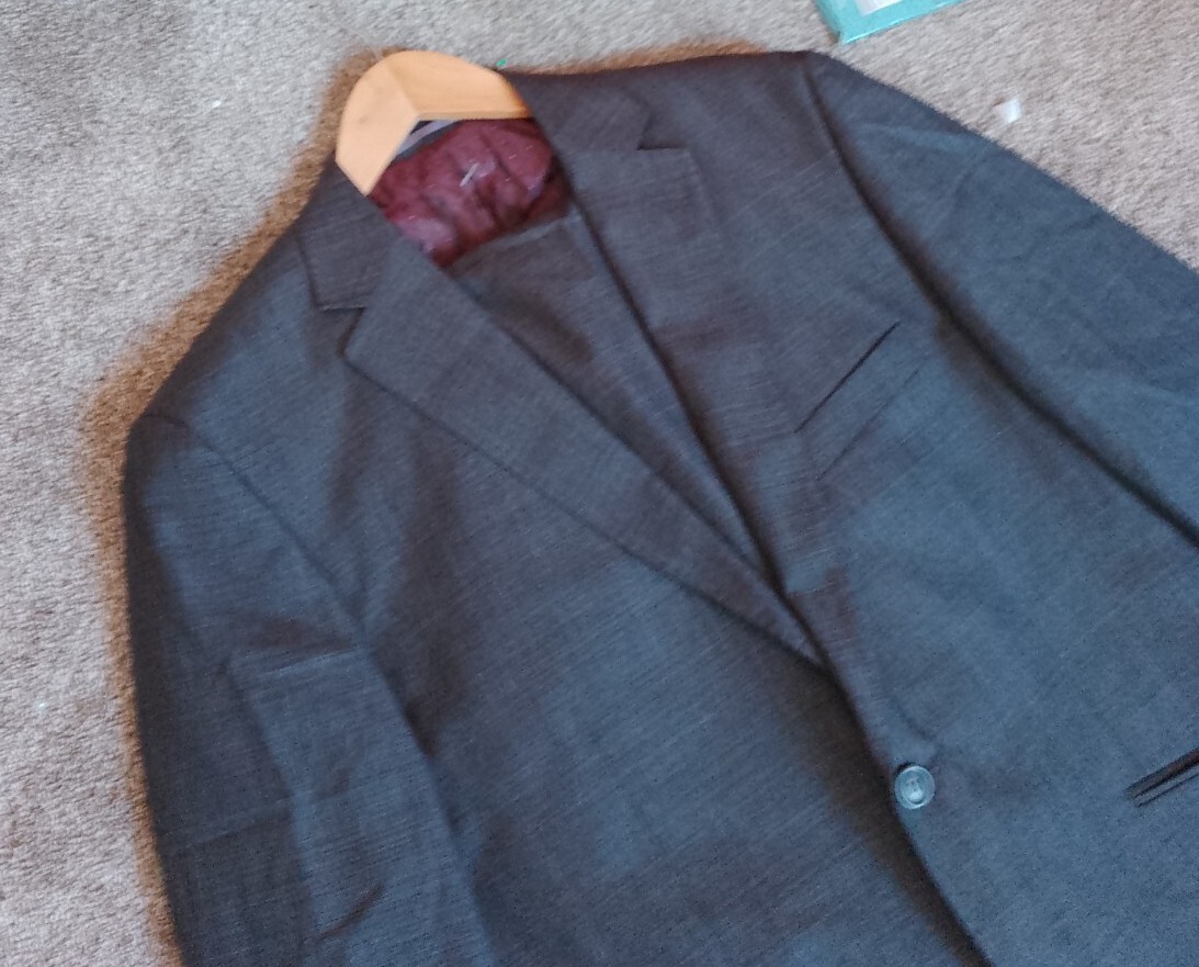 Mens Grey Suit 46 Inches Chest Trousers 34S BNWT RRP £89 image 2