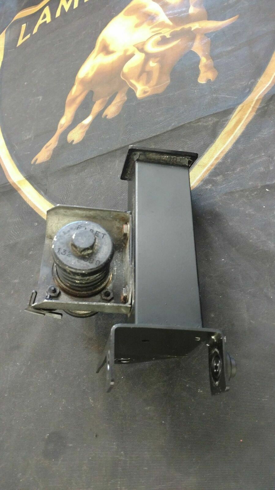 LAMBORGHINI GALLARDO REAR LEFT BUMPER EXHAUST MOUNTING BRACKET OEM 400813729
