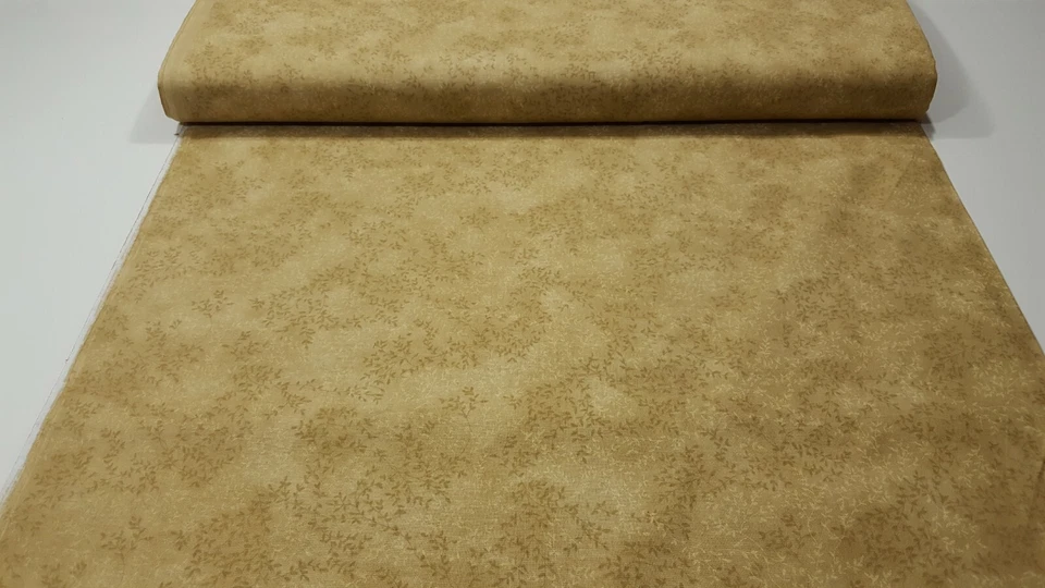 Licuadora pequeña con estampado de hojas pequeñas Tradiciones de tela color tostado Leafy Vine Foto 3 de 3