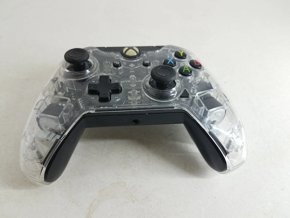 Afterglow Xbox One Wired Controller USB Prismatic 048 077 381 SVEA - Image 3 of 4