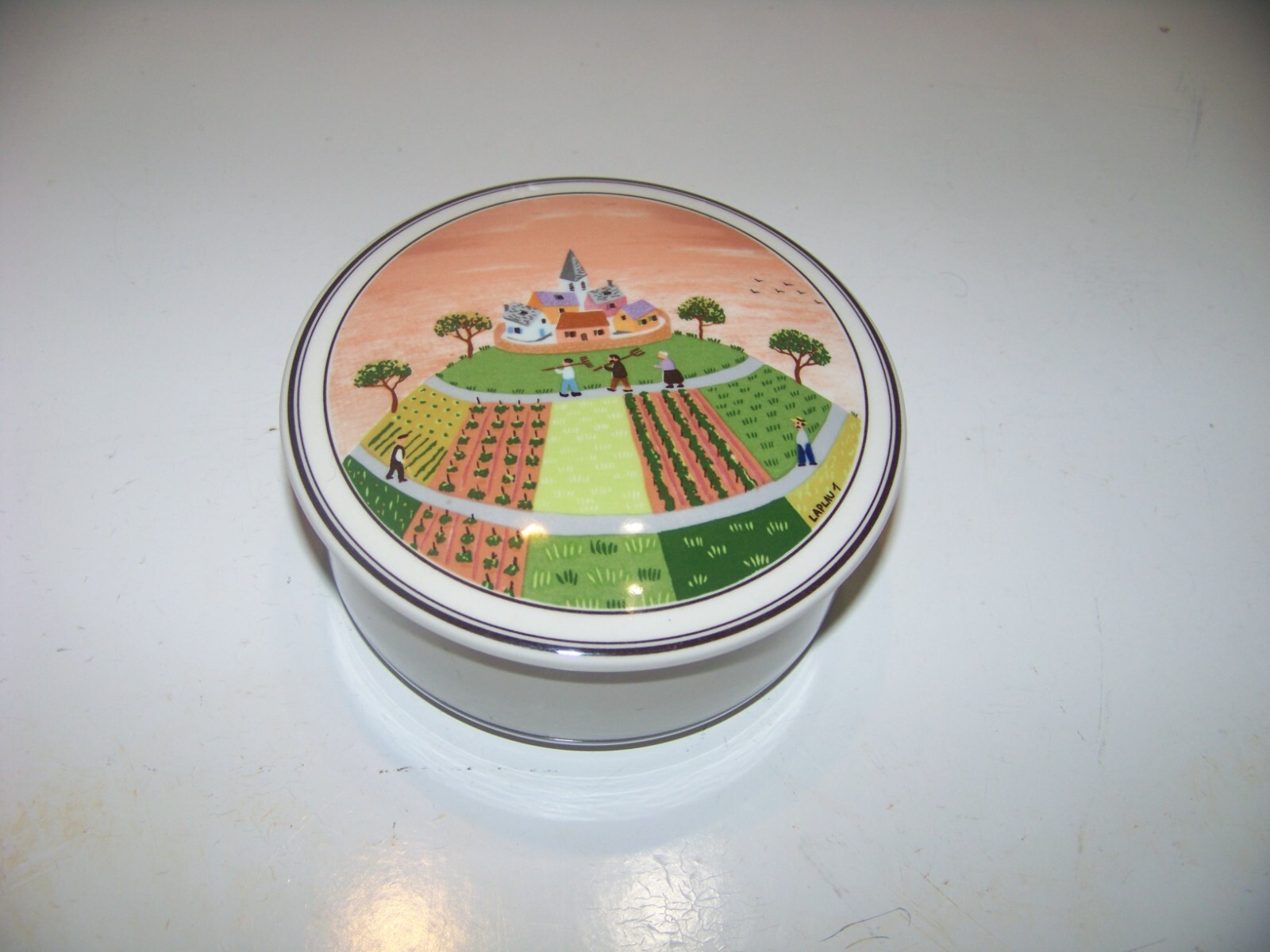 Villeroy Boch Depuis 1748 Design Naif trinket box sugar bowl candy dish covered