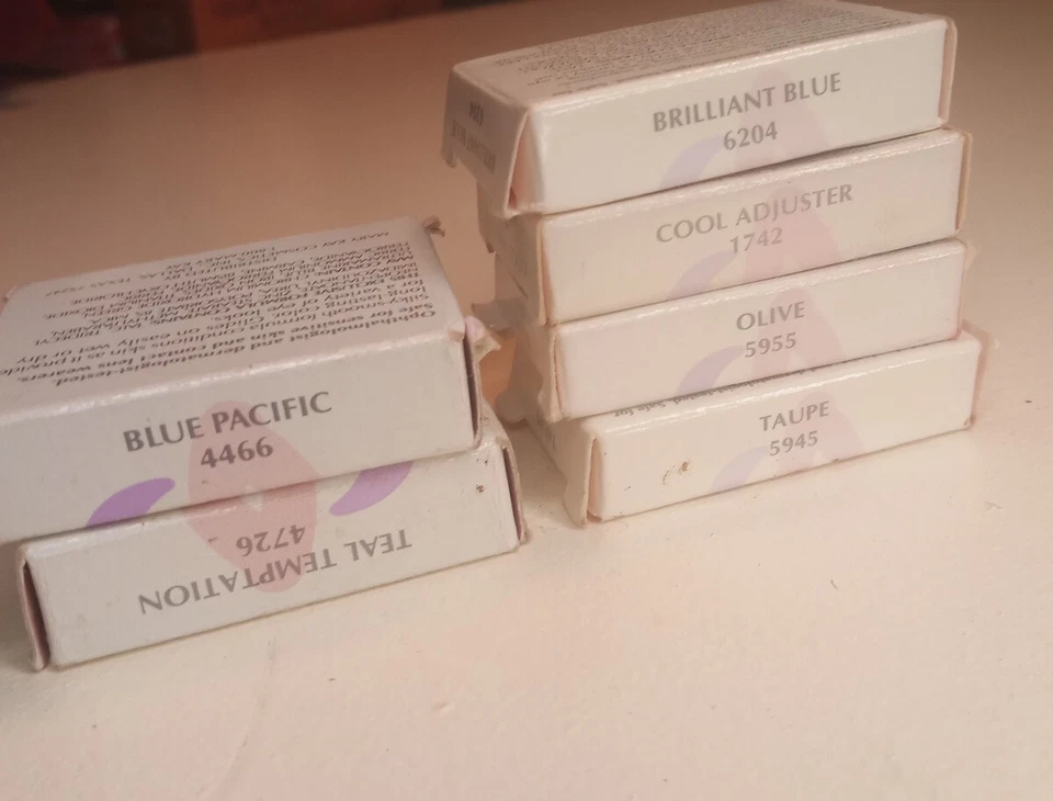 MARY KAY EYE COLOR  Lot 22 Honey #4977 .09 OZ  & Taupa #5945 .09 OZ 2.5g NEW  - Image 2 of 4