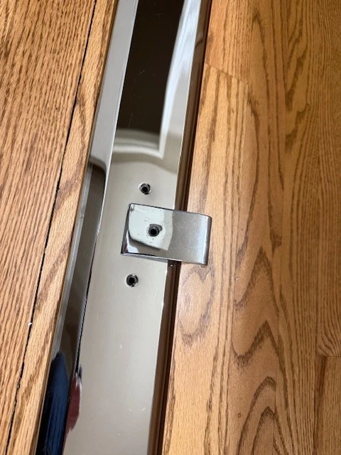 Lincoln Continental 1964 1965 moldura interior parabrisas soporte para visera Foto 3 de 4