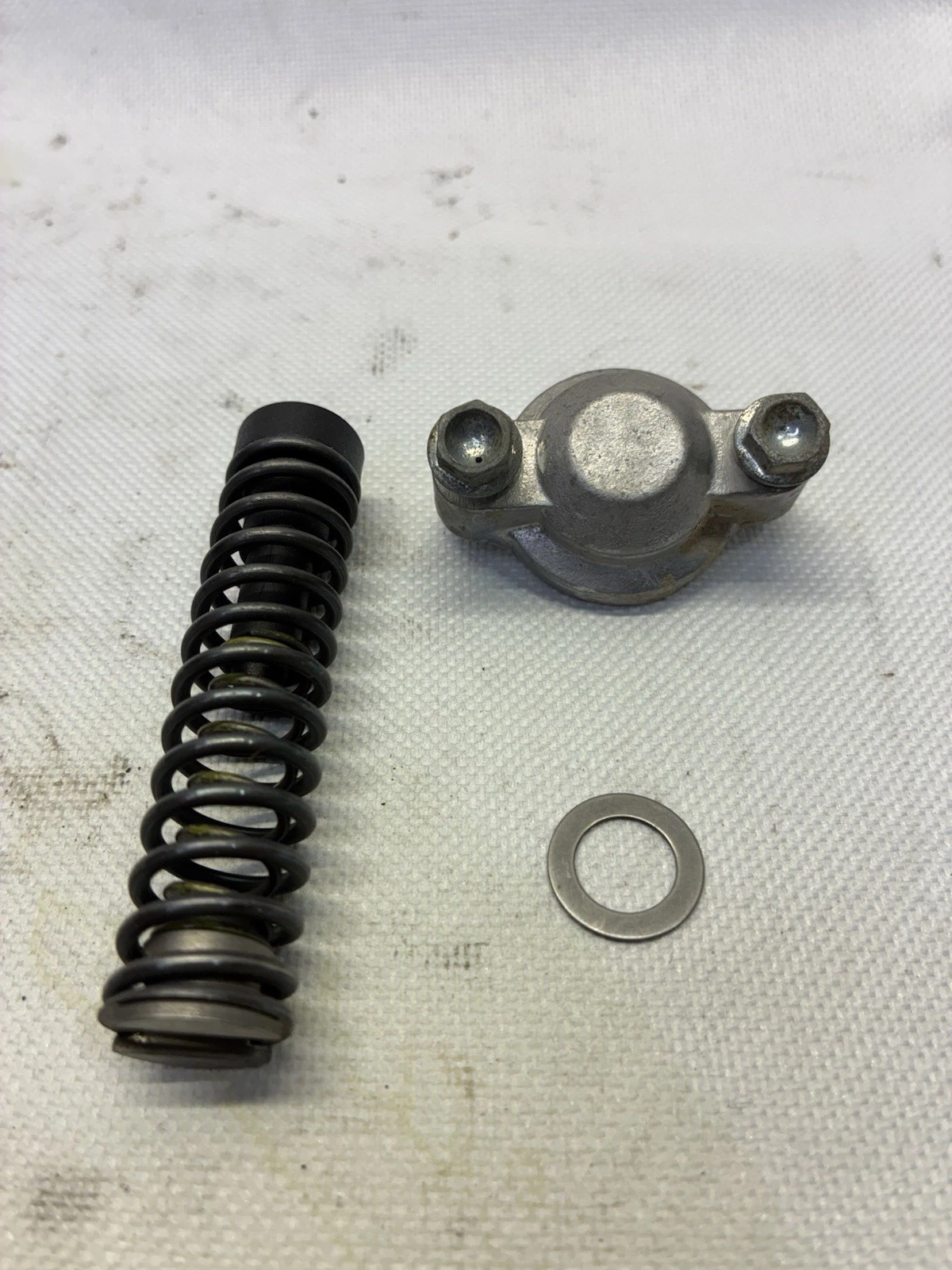 KTM EXC MXC 360 300 Power Exhaust Valve Closing Cover Governor Spring 96-97