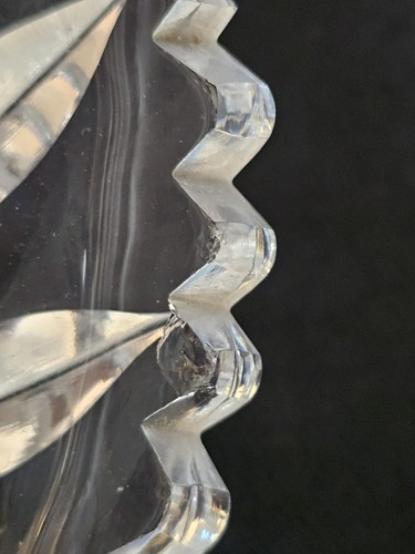 A Pair of Victorian Twin Handled Cut Crystal Nappy Dishes for Serving - Picture 7 of 7