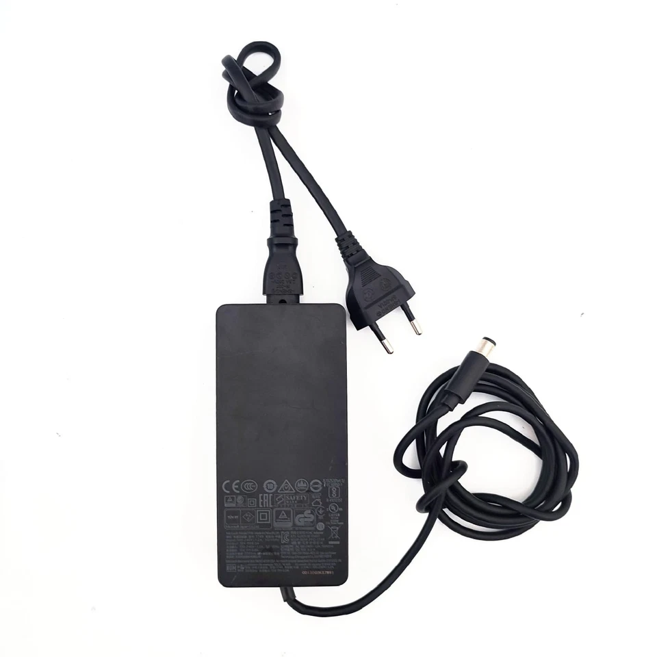 Microsoft Surface Dock 1661 + Surface charger 1749 - Image 4 of 4