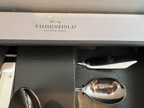 THRESHOLD SUSSEX FLATWARE SET 45 Pieces NEW - Picture 2 of 8