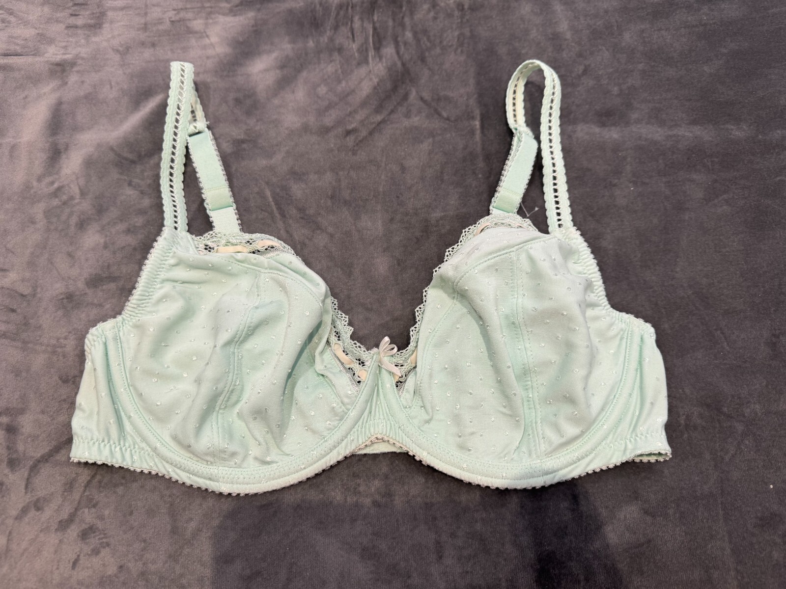 M&S Bra Underwired Nonpadded Lace Ribbon Trim Bra Size 34DD Green