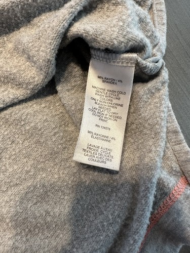 EUC Vineyard Vines Girl’s Crop Dreamcloth Sidestripe Gray Hoodie Size S(7-8) - Picture 7 of 8