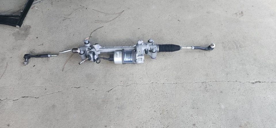 2019 Lexus LS500 RWD  Front Steering  Gear Rack & Pinion  2018-2020  - Image 3 of 4