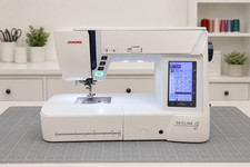 Janome Skyline S7 Sewing Machine