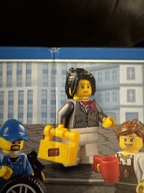 LEGO City 60097 City Square. New. Sealed.