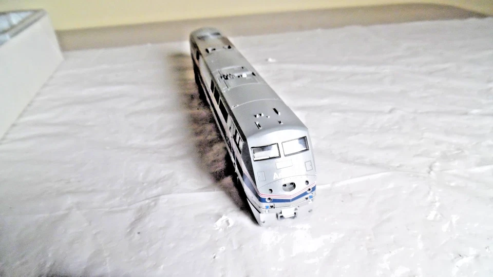 Kato 37-6107 -ST Amtrak GE P42 40Th Phase IV 184 con sonido Traxx Tsuunami DCC y envío Foto 3 de 4