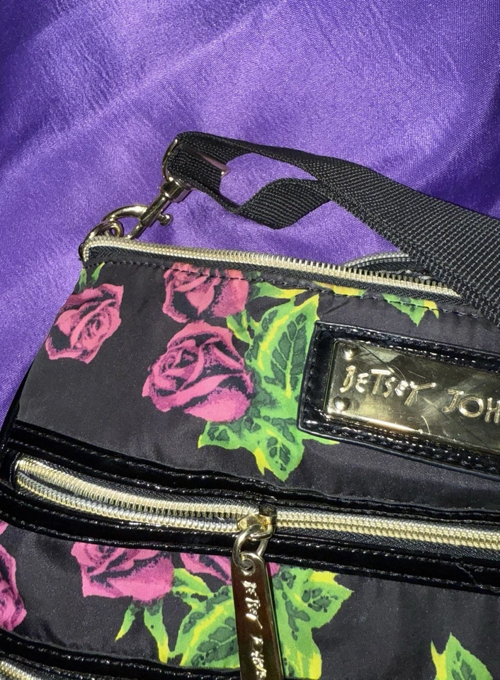 Betsey Johnson Hot Pink Rose Floral Black 3 Zippers Gold HDW Crossbody Bag Strap - Image 2 of 4