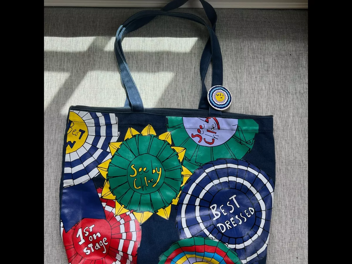 Canvas Tote w/ Pins