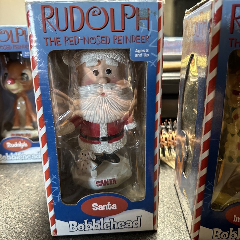 Rudolph Red Nosed Reindeer Bobble head Figure 2001 Misfit Toys SANTA