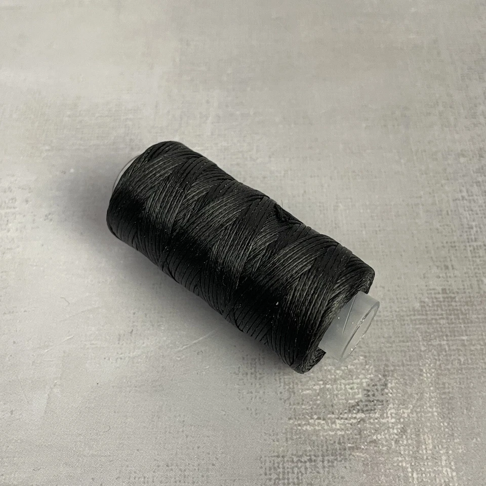 Bobine de fil à coudre noir polyester ciré 150D 0.8mm 50m idéal couture cuir DIY - Photo 2/3