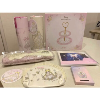 3coins ︎Pretty Guardian Sailor Moon Goods 7-piece set limited From JAPAN