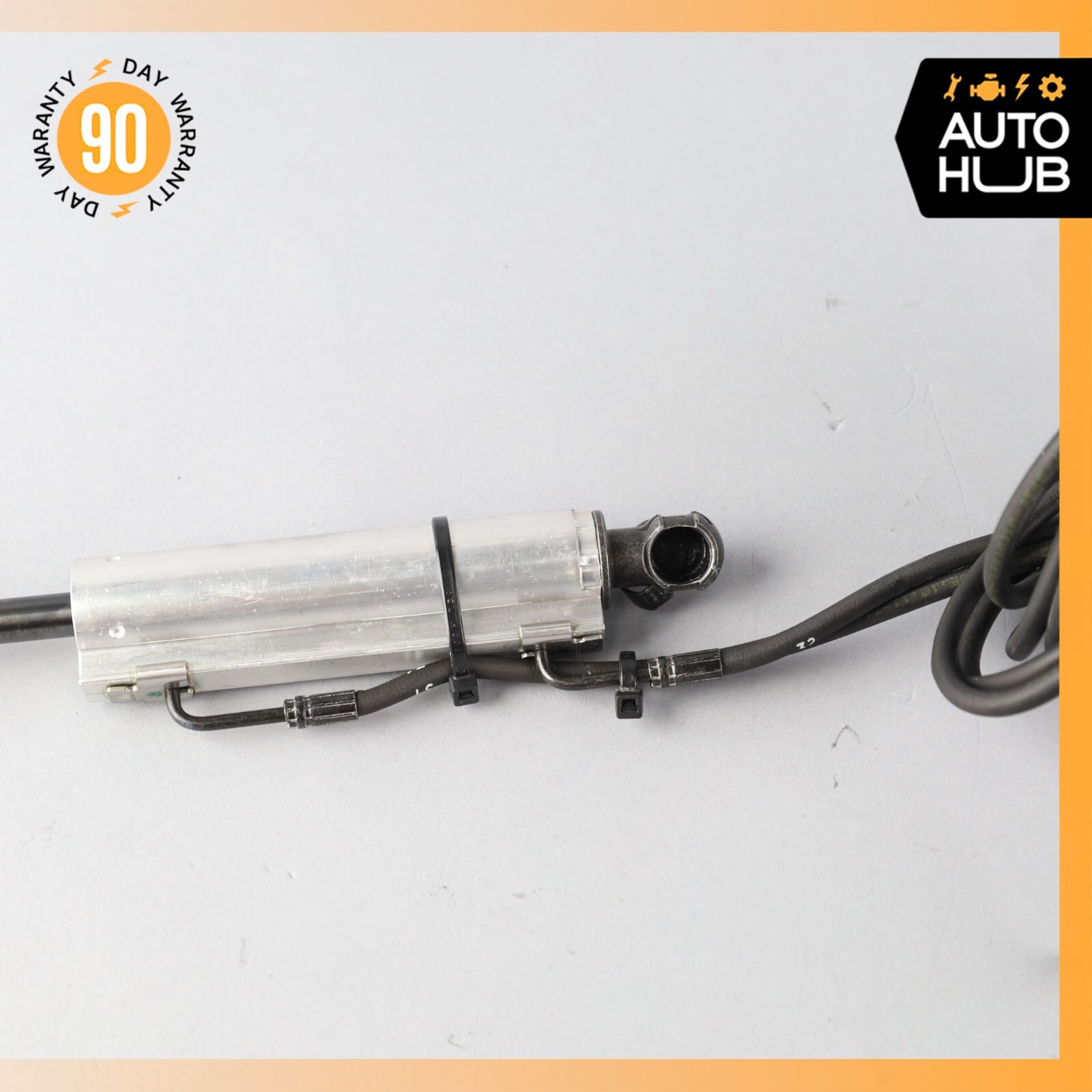 Maserati GranTurismo M145 Left Side Top Hydraulic Lift Cylinder OEM 8k Miles